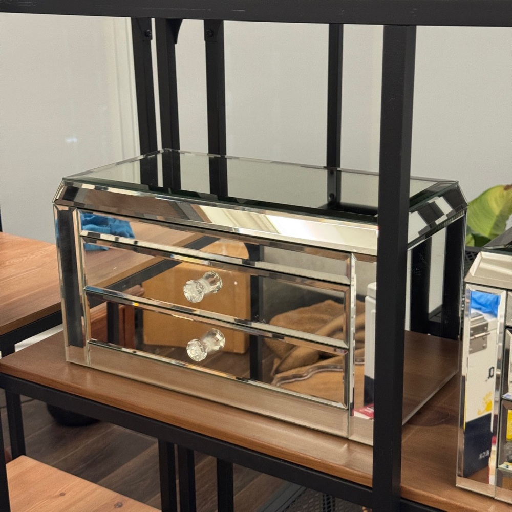 Bombay Mirror Jewelry Organizer